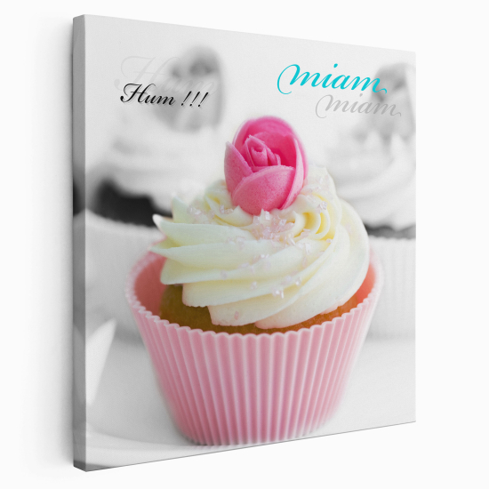 Canvas Print - Yummy cupcake